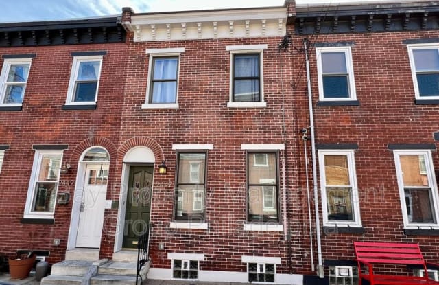 2447 Cedar St - 2447 Cedar Street, Philadelphia, PA 19125