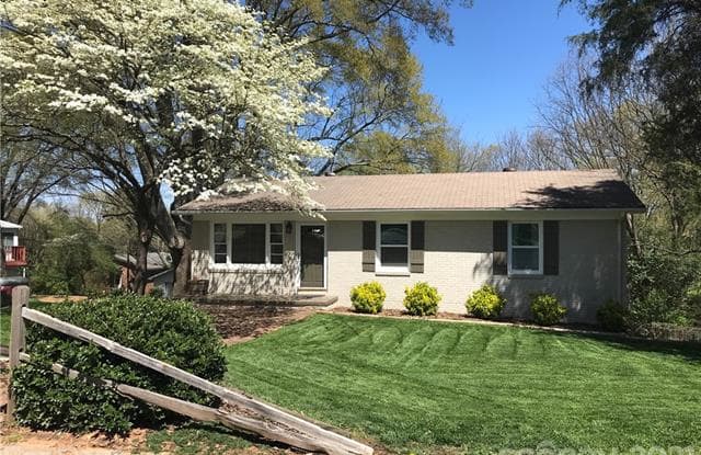 110 Mallard Court - 110 Mallard Court, Davidson, NC 28036