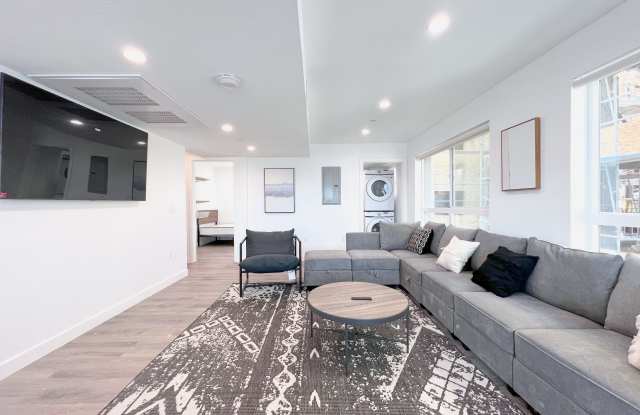 1366 W 35th Street - Co-Living Gallery 4