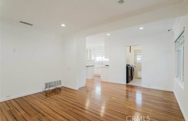 17419 Blackhawk Street Gallery 2
