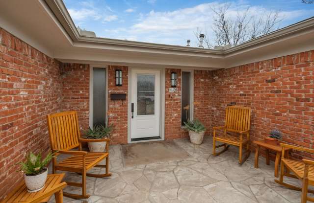 4309 SCOTTSDALE LANE Gallery 2