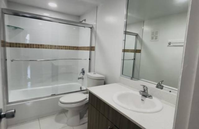 10229 SW 12TH St. photos photos