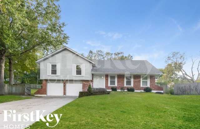 1333 Southwest 21st Street - 1333 Southwest 21st Street, Blue Springs, MO 64015