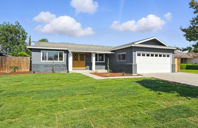 Charming 4 bedroom 2 bathroom photos photos