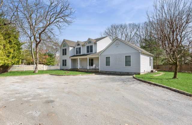 50 WOODED OAK LN Gallery 3