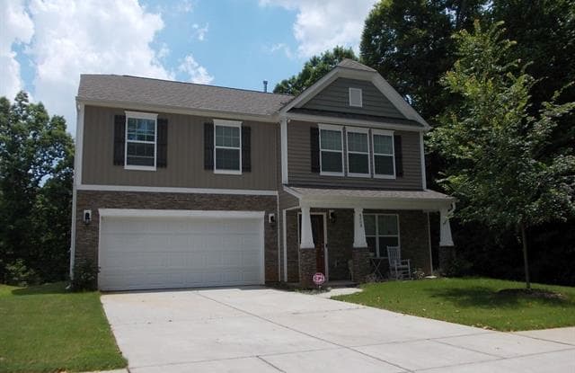 9408 Pond Vista Court - 9408 Pond Vista Court, Mecklenburg County, NC 28216
