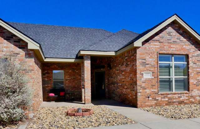 1608 Red Oak Lane - 1 - 1608 Red Oak Ln, Andrews, TX 79714