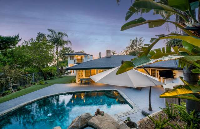 9023 Alto Cedro Dr Gallery 4