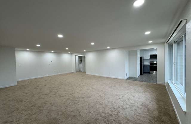 HUGE Three Bedroom with Garage! photos photos