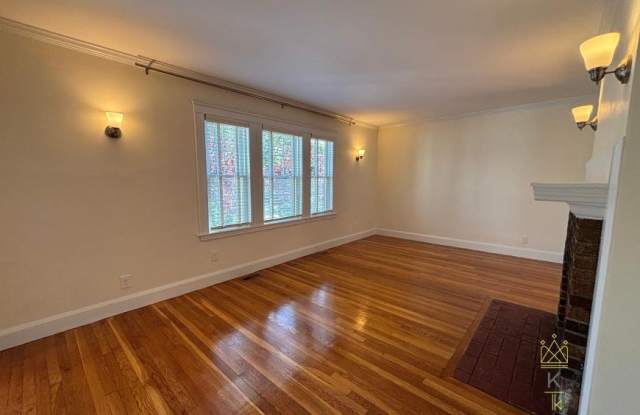 40 Ansonia Rd. Gallery 4