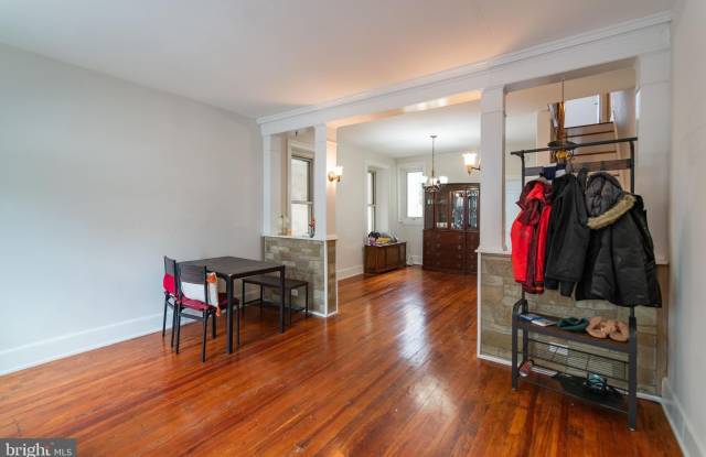 295 HERMITAGE STREET photos photos
