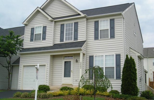 22392 MAISON CARREE SQUARE - 22392 Maison Carree Square, Loudoun County, VA 20148
