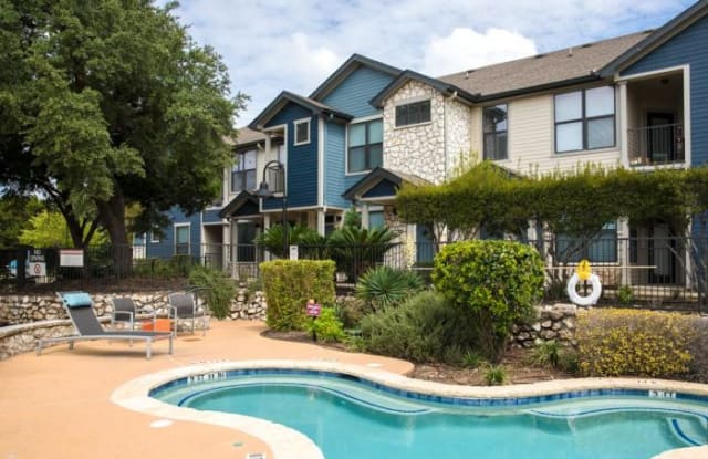 8301 S IH 35 Frontage Rd - 8301 Interstate Highway 35 Service Road North, Round Rock, TX 78664