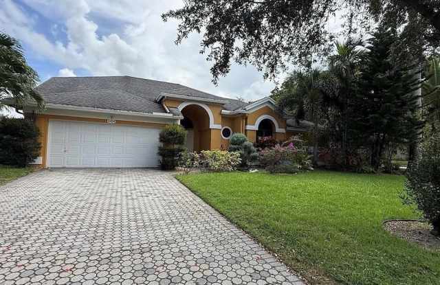 4424 NW 52nd St - 4424 Northwest 52nd Street, Coconut Creek, FL 33073
