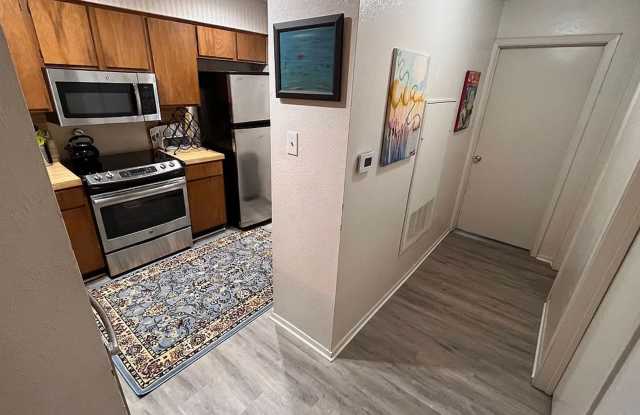 Room in 2 Bedroom Home at Indio Dr Gallery 3