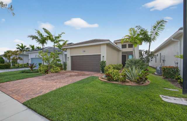 4805 SAINT ARMANDS Way Gallery 4