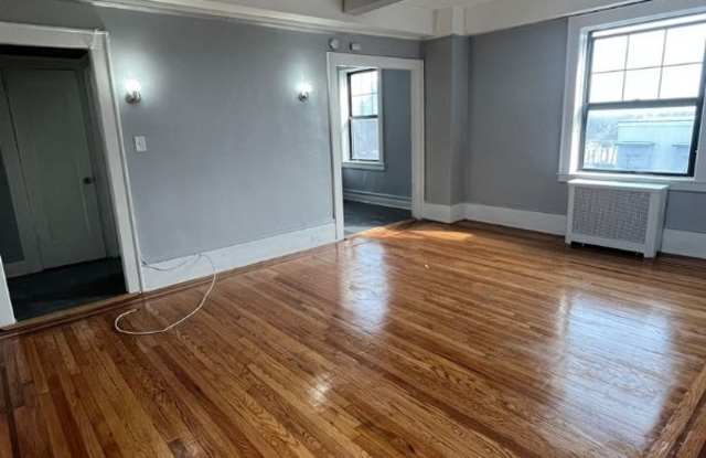 25 N Harrison St photos photos