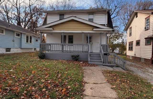 612 Hallie Avenue - 612 Hallie Avenue, Akron, OH 44305