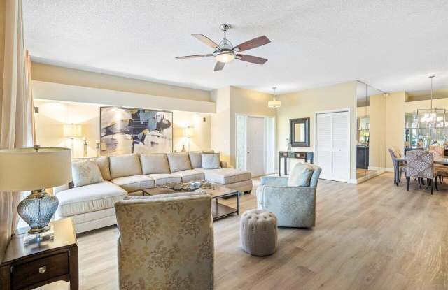 5070 Lake Catalina Drive Gallery 3