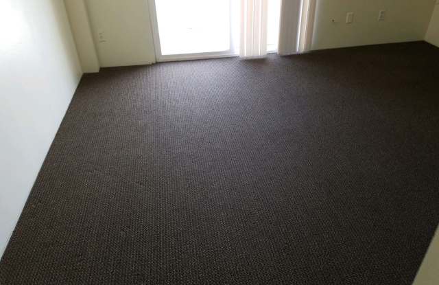 5676 Meadow Lane #127 Gallery 4