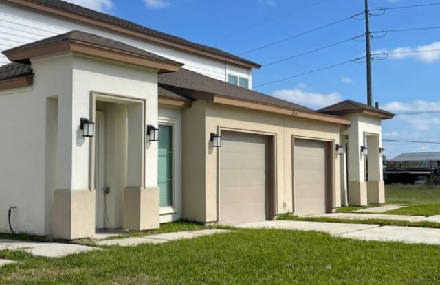 4865 Paredes Line Rd - 4865 Paredes Line Road, Brownsville, TX 78526