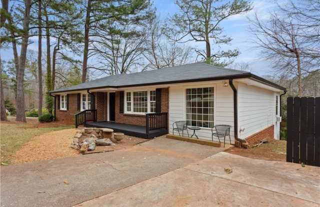 3623 Lee Street SE photos photos