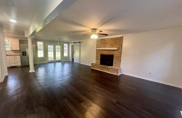 70 Kings River Road Gallery 2