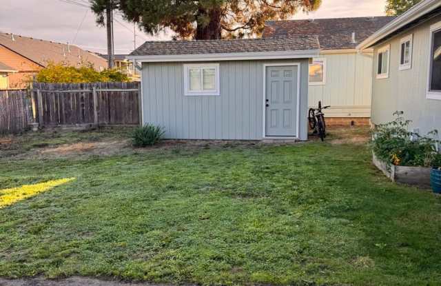 3 bedroom 1 1/2 bath Sutherlin home with garage Gallery 4