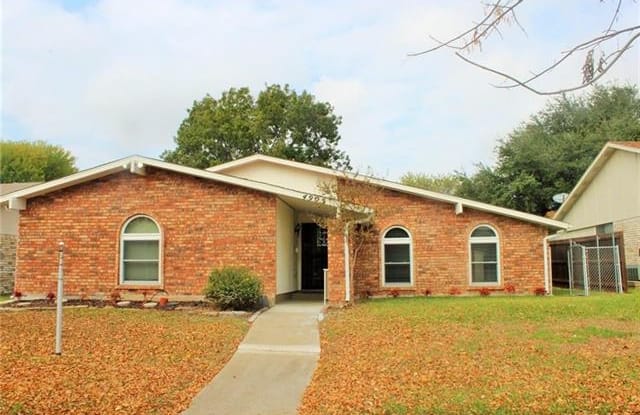4905 Crawford Drive - 4905 Crawford Drive, The Colony, TX 75056