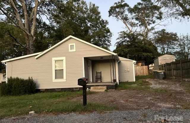 1603 Pennsylvania Avenue - 1603 Pennsylvania Avenue, Kannapolis, NC 28083 1603 Pennsylvania Avenue - 1603 Pennsylvania Avenue, Kannapolis, NC 28083