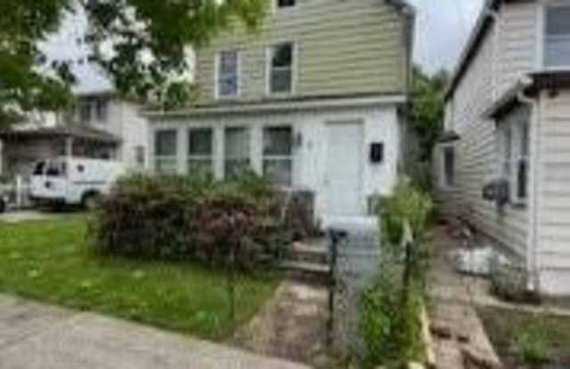 77 Old Broadway Gallery 2