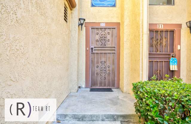 Charming Townhouse in a Gated Community photos photos