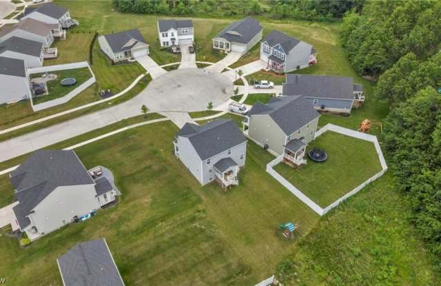 704 MAPLE HOLLOW COURT Gallery 3