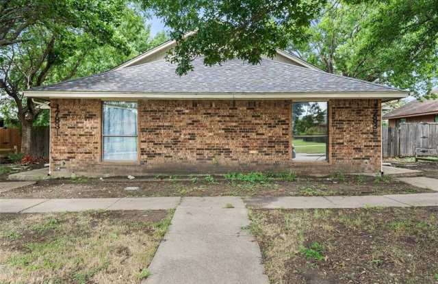 17835 Farley Trail Gallery 2