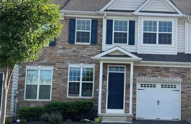 4591 Woodbrush Way photos photos
