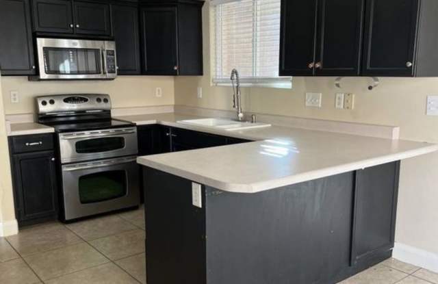 Charming 3 Bed, 2 Bath Home in Washington, UT Gallery 3