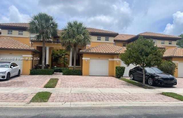 8111 NW 127th Ln - 8111 Northwest 127th Lane, Parkland, FL 33076