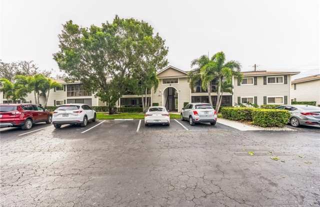 8081 S Woods Cir unit: 10 photos photos