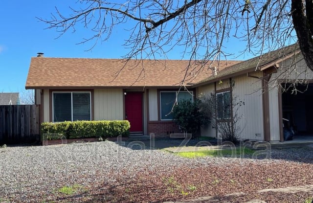 508 Squirrel Ct - 508 Squirrel Court, Santa Rosa, CA 95401