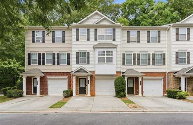 6710 Stoneleigh photos photos