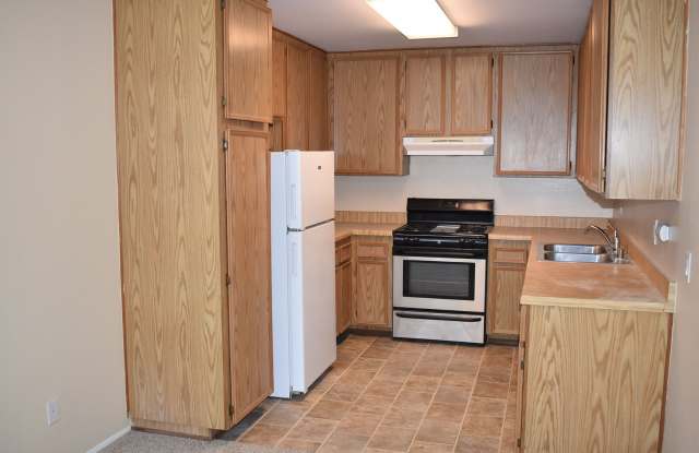 First Floor Single Story 3 Bed 2 Bath Condo- Santee- Riderwood Square photos photos