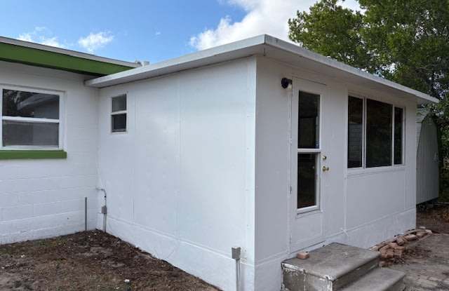 6441 Holiday Dr Gallery 4