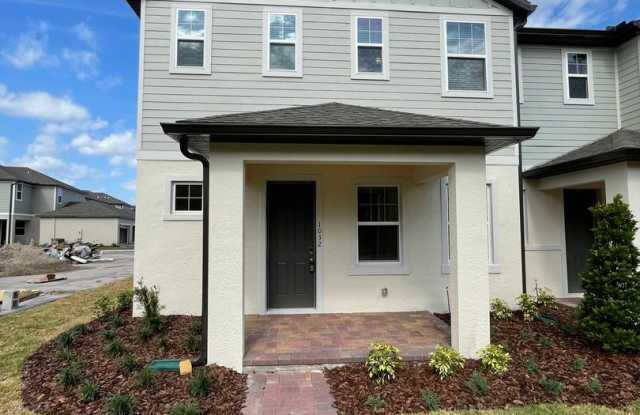 Spacious 3 Bedroom, 2.5 Bath Townhome in Legacy Place! photos photos