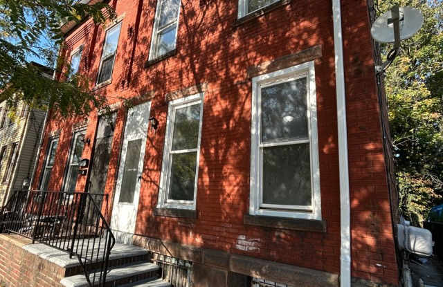 298 Rutherford Avenue photos photos