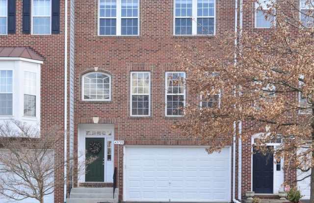 43799 MAISON BLANC SQUARE - 43799 Maison Blanc Square, Loudoun County, VA 20148