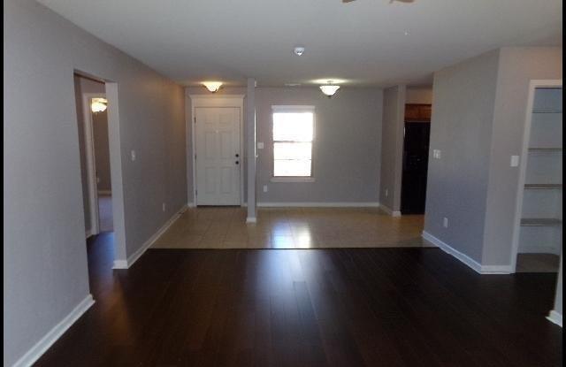 14095 Magnolia Glen Drive Gallery 3