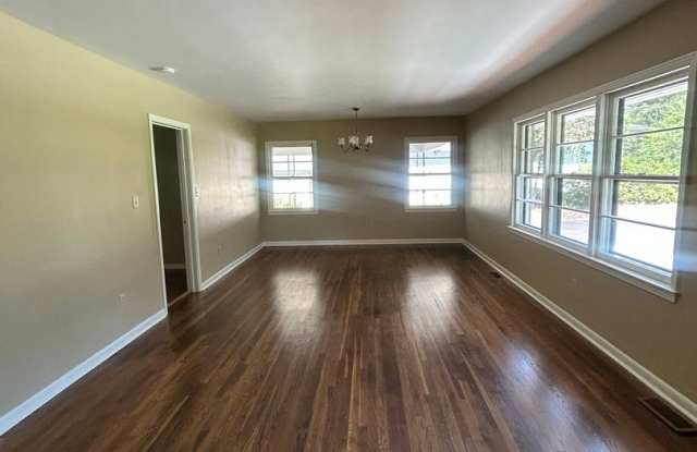 104 Galaxie Place Gallery 3