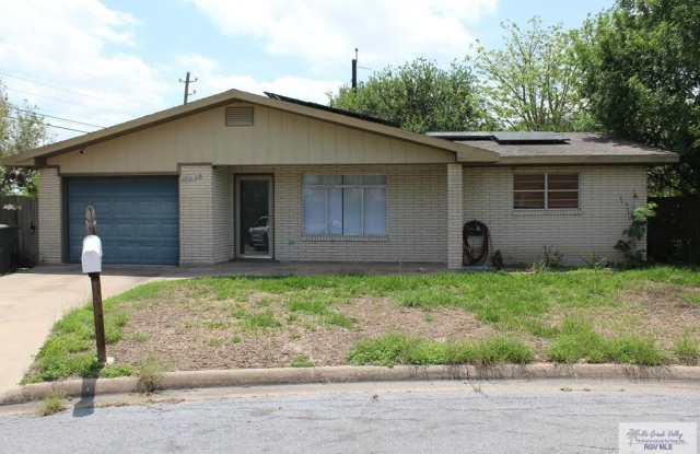 226 DARRELL WAYNE SHIPP photos photos