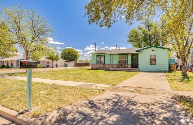 2251 Webster Ave - 2251 Webster Street, San Angelo, TX 76901