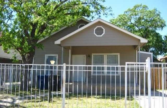 907 SW 37th St photos photos